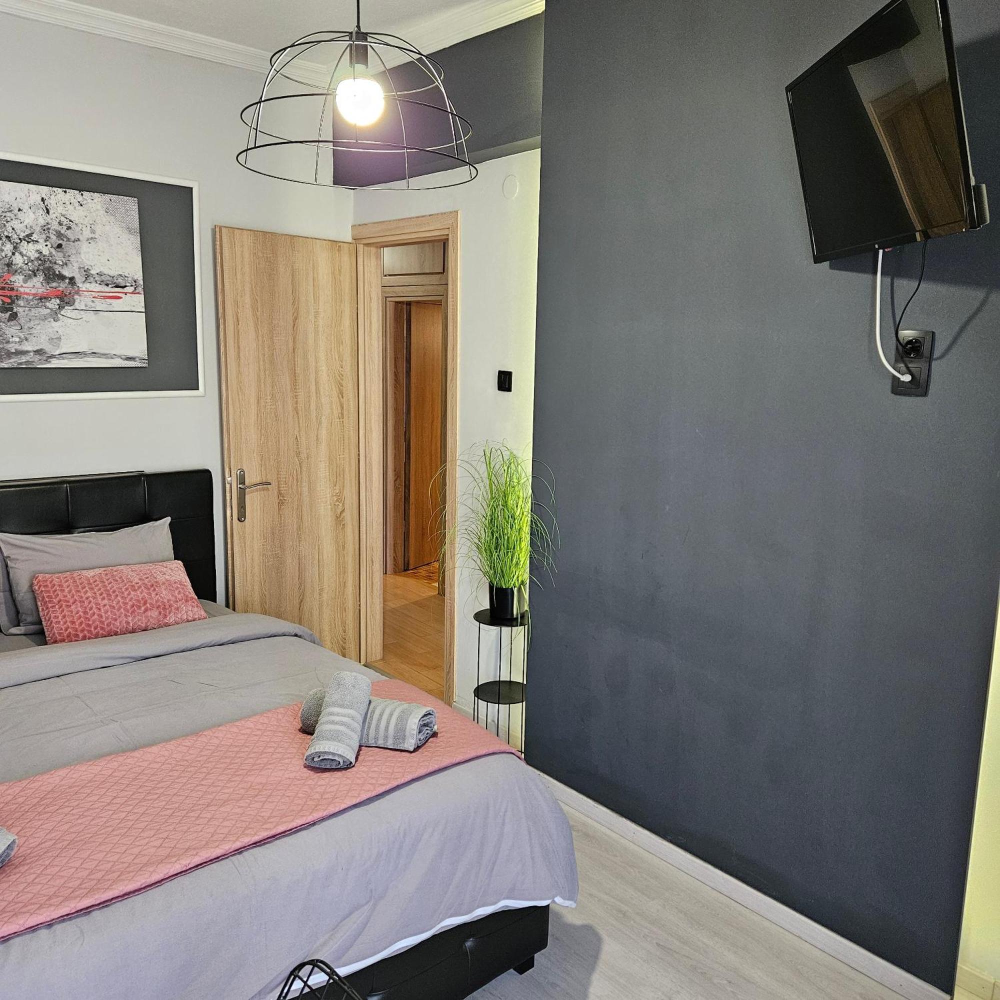 Central 3 Modern Apartment With Free Parking Seres Zewnętrze zdjęcie